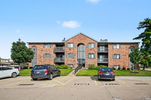 5095 Tri County View Dr, West Chester, OH, 45011-9360 | Card Image
