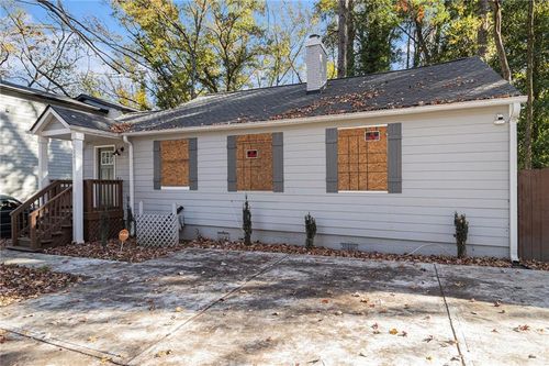 1246 Campbellton Rd Sw, Atlanta, GA, 30310-4055 | Card Image