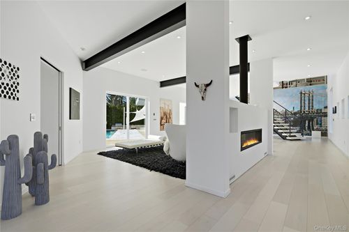 840 Pirates Cv, Mamaroneck, NY, 10543-4717 | Card Image