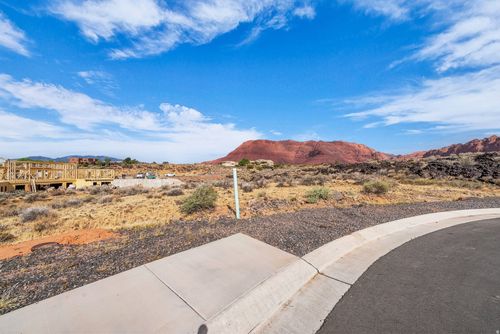 23-1267 E Specter Ct, Ivins, UT, 84738-6847 | Card Image