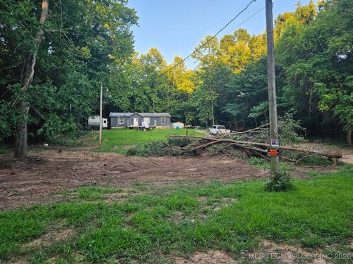 27 Holiday Hills Rd, Eufaula, OK, 74432-5331 | Card Image