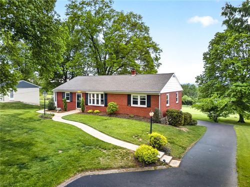 3400 Pruss Hill Rd, Pottstown, PA, 19464-3326 | Card Image