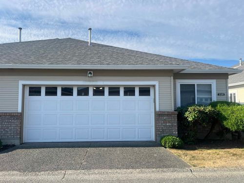 216-8485 Young Rd, Chilliwack, BC, V2P7Y7 | Card Image