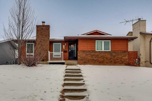57 Mcdougall Cres, Red Deer, AB, T4R1T2 | Card Image