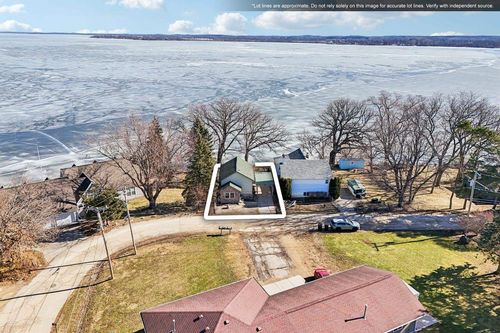 11662 N Lakeview Dr, Edgerton, WI, 53534-9080 | Card Image
