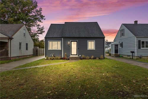 108 Kirkwood Dr, West Seneca, NY, 14224-1871 | Card Image