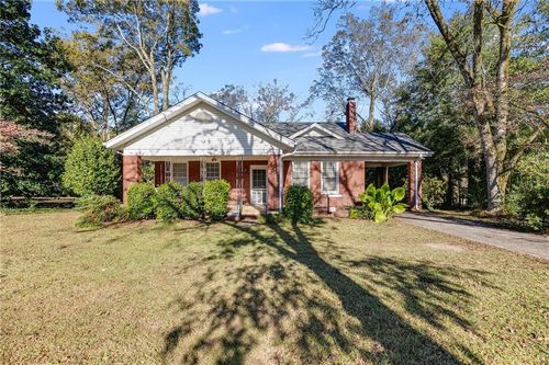 427 E College St, Bowdon, GA, 30108-1112 | Card Image