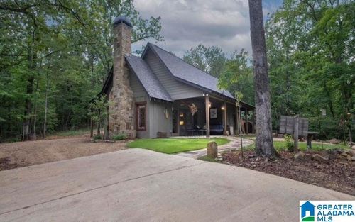 4591 Cabin Rd, BESSEMER, AL, 35022-4982 | Card Image