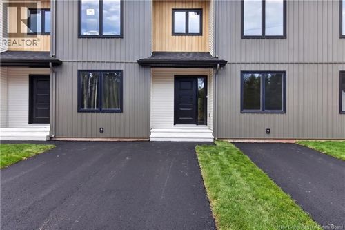168 Eleves St, Dieppe, NB, E1A4V6 | Card Image