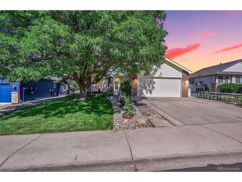 2340 Birdie Way, Milliken, CO, 80543-9647 | Card Image