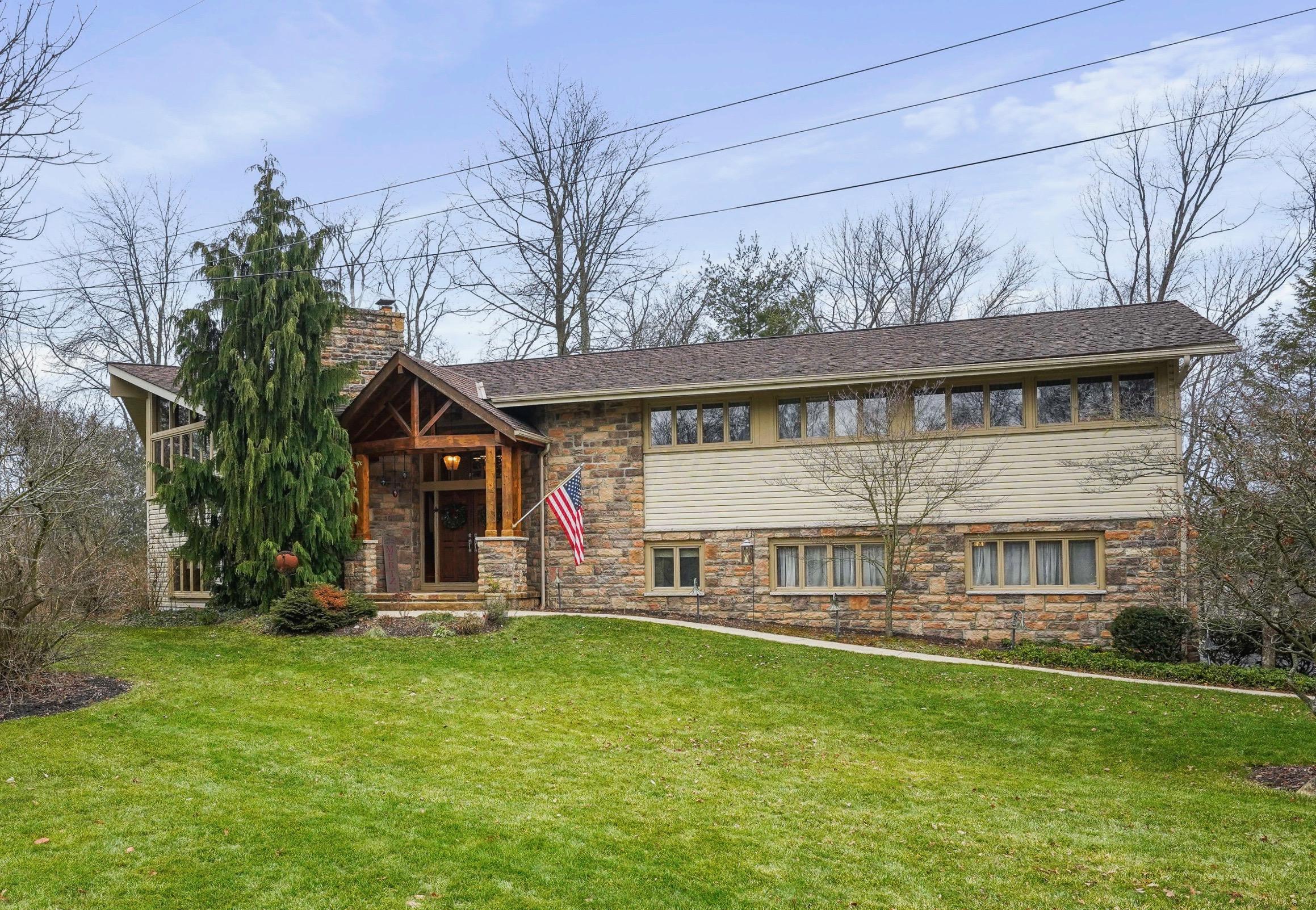 2137 Castle Crest Drive, Sold in Worthington Zoocasa