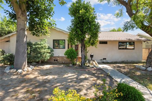 10844 Dempsey Ave, Granada Hills, CA, 91344-5512 | Card Image