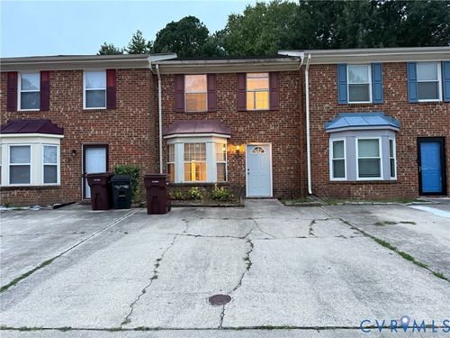2034 Allison Dr, Chesapeake, VA, 23325-4757 | Card Image