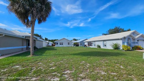1941 Myrtle Ct Ne, Palm Bay, FL, 32905-4674 | Card Image