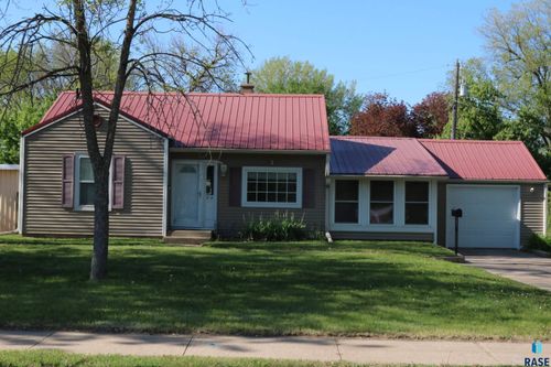 212 W 41st St Street, Sioux Falls, SD, 57105 | Card Image