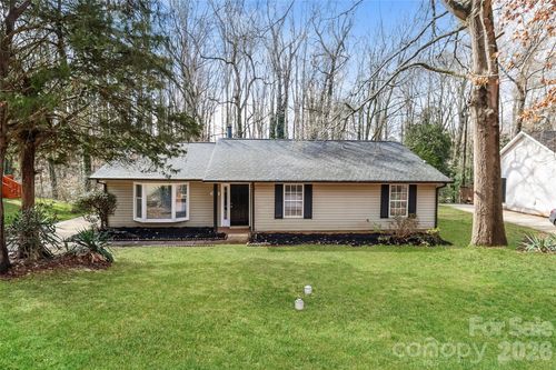 2001 Teddington Dr, Charlotte, NC, 28214-2453 | Card Image