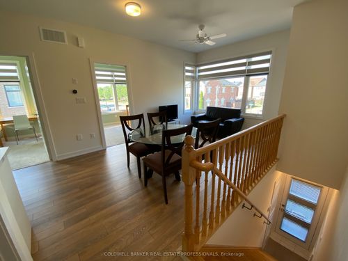 coach-112 Old Oak Lane, Markham, ON, L6B1P1 | Card Image