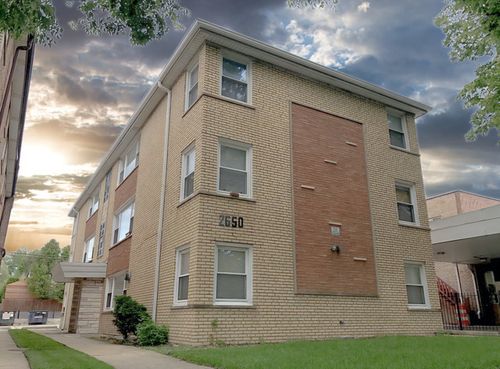 1s-2650 W Touhy Ave, CHICAGO, IL, 60645-6205 | Card Image