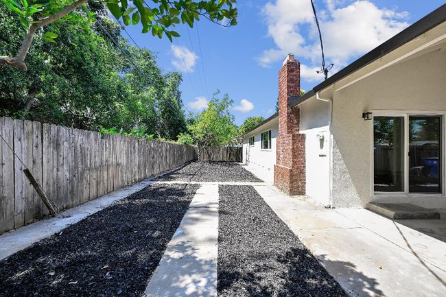 6608 Heatherwood Way, House other with 3 bedrooms, 2 bathrooms and null parking in Sacramento CA | Image 35