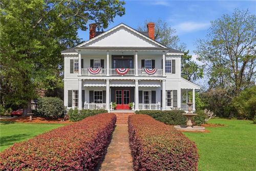 8075 Lakeview Rd, Statesboro, GA, 30461-8420 | Card Image