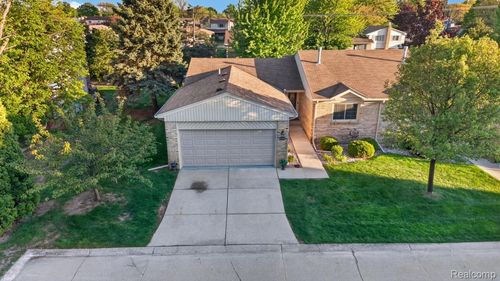 15570 Mary Ct, Clinton Township, MI, 48038-4106 | Card Image