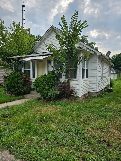 206 Newell St, Depue, IL, 61322-1230 | Card Image