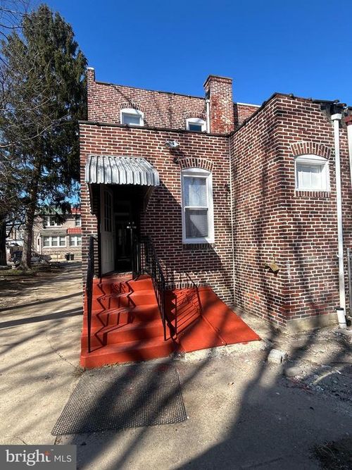 1352 Carl Miller Blvd, CAMDEN, NJ, 08104-1727 | Card Image