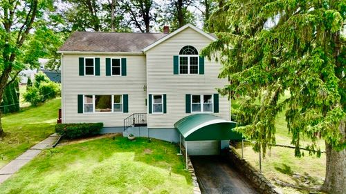 81 Causeway Ter, Leominster, MA, 01453-1711 | Card Image
