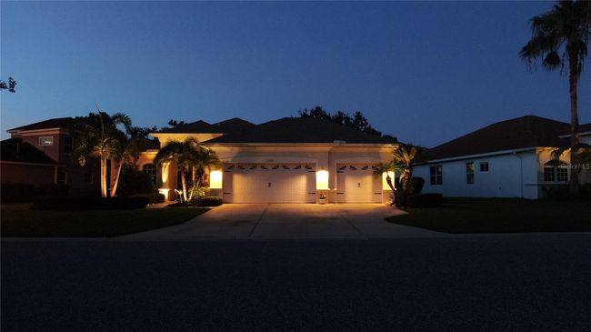 12358 Lavender Loop, House other with 4 bedrooms, 3 bathrooms and null parking in BRADENTON FL | Image 4