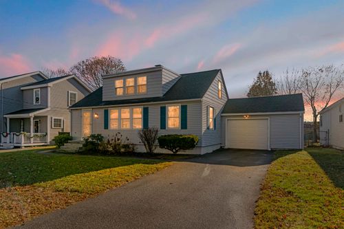 166 Decatur Rd, Portsmouth, NH, 03801-4713 | Card Image