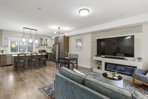 10-11767 89a Ave, Delta, BC, V4C3G8 | Card Image