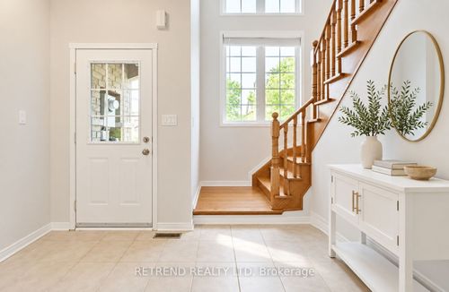 23 Thomas Legge Cres, Richmond Hill, ON, L4E4W1 | Card Image