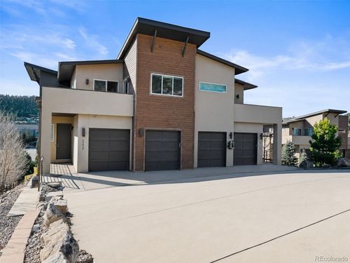 28424 Tepees Way, Evergreen, CO, 80439-8215 | Card Image