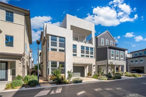 120 Parkland Aly, Lake Forest, CA, 92630-8475 | Card Image