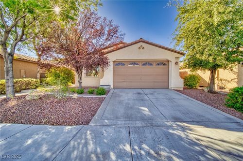 5495 Finestra St, Pahrump, NV, 89061-7066 | Card Image