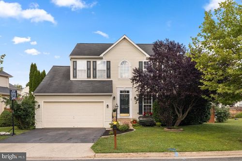 14 Potterfield Dr, LOVETTSVILLE, VA, 20180-8627 | Card Image