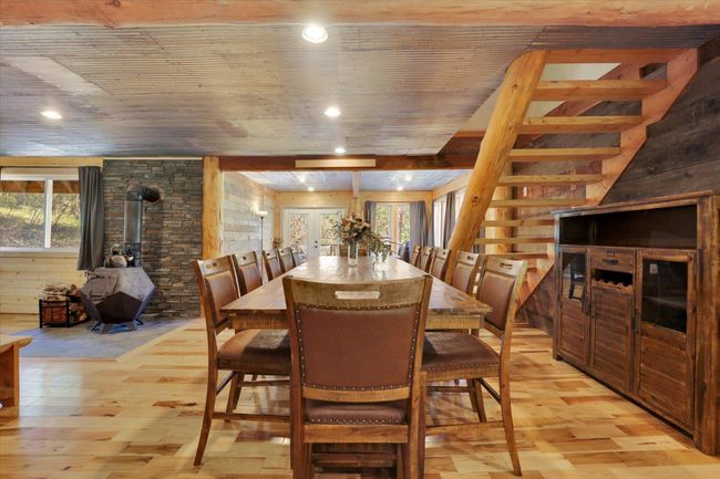 5882 Carey Rd, House other with 5 bedrooms, 3 bathrooms and null parking in Tumtum WA | Image 4