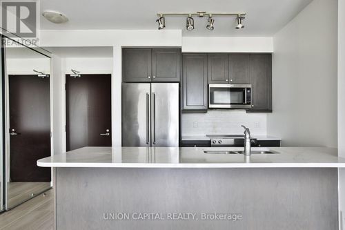 310-825 Church St, Toronto, ON, M4W3Z4 | Card Image