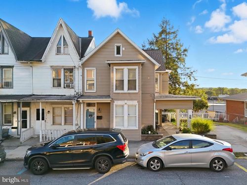 726 N 2nd St, STEELTON, PA, 17113-2107 | Card Image