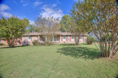 7418 Harrow Dr, Nashville, TN, 37221-1817 | Card Image