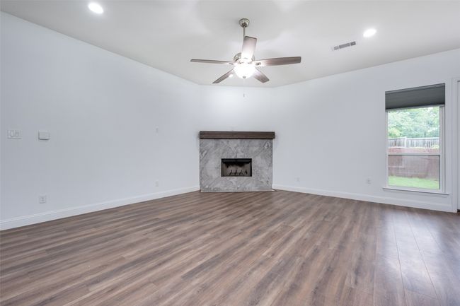 9108 Shoshone Trl, House other with 3 bedrooms, 3 bathrooms and null parking in Flower Mound TX | Image 7