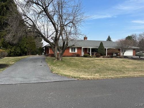 871 Robin Hood Dr, ALLENTOWN, PA, 18103-2936 | Card Image