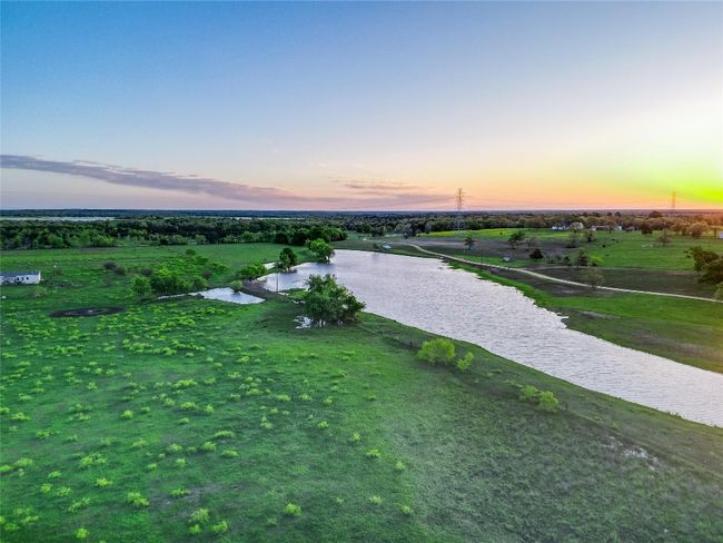 Aerial view of a nearby body of water | Image 31