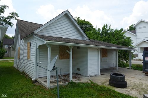 241 N Alfonte St, Ingalls, IN, 46048-9400 | Card Image