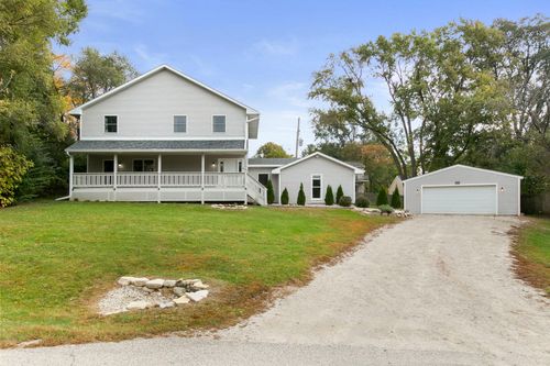 2904 E Chestnut Dr, Wonder Lake, IL, 60097-8542 | Card Image