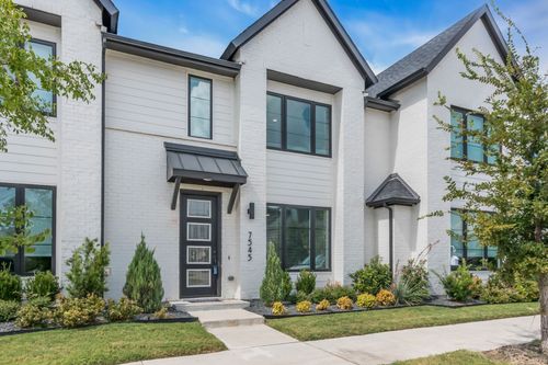 7545 Reis Ln, North Richland Hills, TX, 76182-1918 | Card Image
