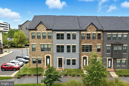 13220 Lake Waterview Way, HERNDON, VA, 20171-5020 | Card Image