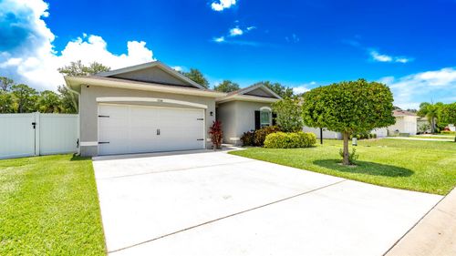 5344 Oakland Lake Cir, Fort Pierce, FL, 34951-7001 | Card Image