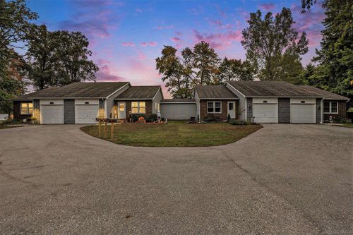 3817 Krafft Rd, Fort Gratiot, MI, 48059-3712 | Card Image