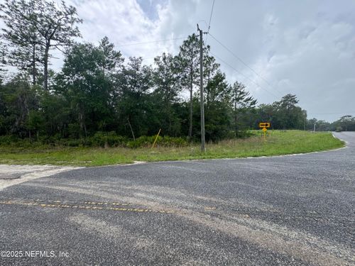 201 Hernando Dr, Florahome, FL, 32140 | Card Image